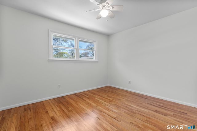 12 Garden Court, Groton, CT 06355
