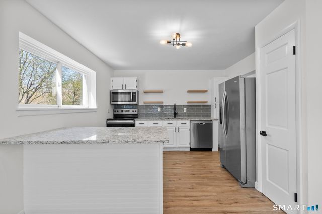 12 Garden Court, Groton, CT 06355