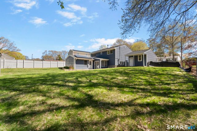 12 Garden Court, Groton, CT 06355