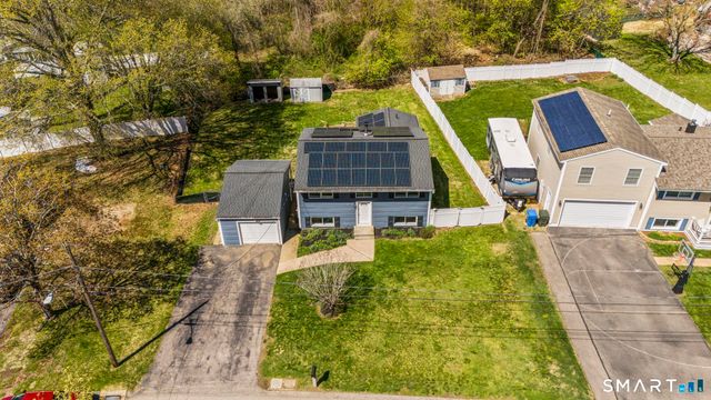 12 Garden Court, Groton, CT 06355