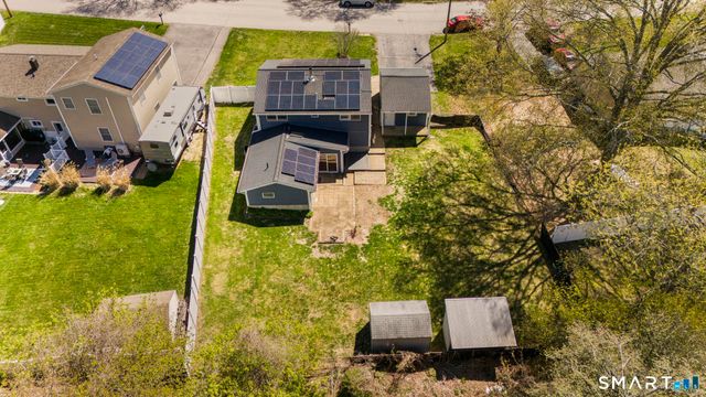12 Garden Court, Groton, CT 06355