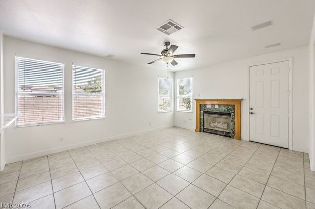 1304 Kingdom Street, Las Vegas, NV 89117