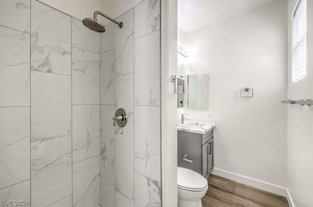 1304 Kingdom Street, Las Vegas, NV 89117
