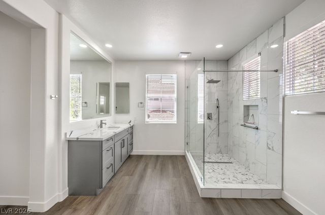 1304 Kingdom Street, Las Vegas, NV 89117