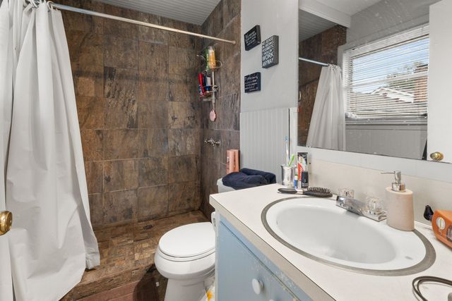 2510 Wychelm Dr, Kilgore, TX 75662