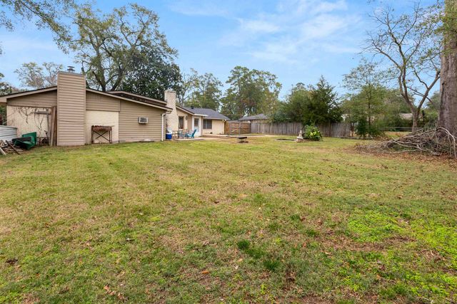 2510 Wychelm Dr, Kilgore, TX 75662