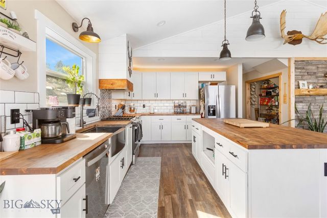 960 Tenderfoot Trail, Ramsay, MT 59748