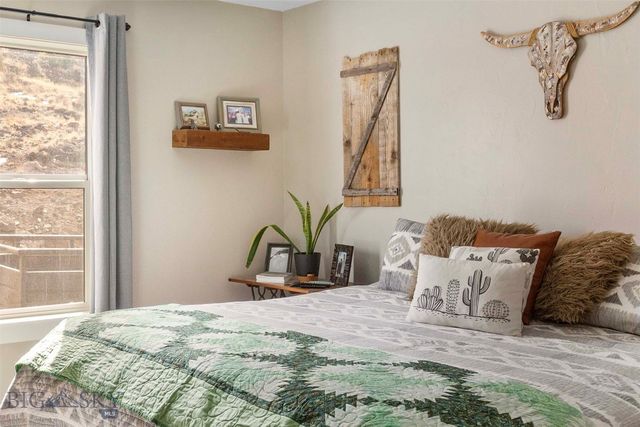 960 Tenderfoot Trail, Ramsay, MT 59748