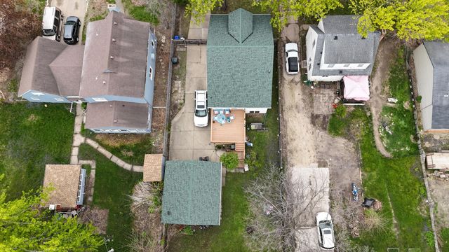 1484 Hazelwood Street, Saint Paul, MN 55106