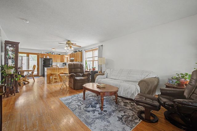 1484 Hazelwood Street, Saint Paul, MN 55106