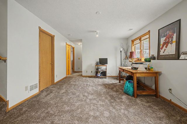 1484 Hazelwood Street, Saint Paul, MN 55106