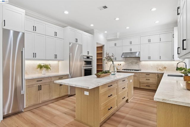 5226 Pisa Ct, San Jose, CA 95138