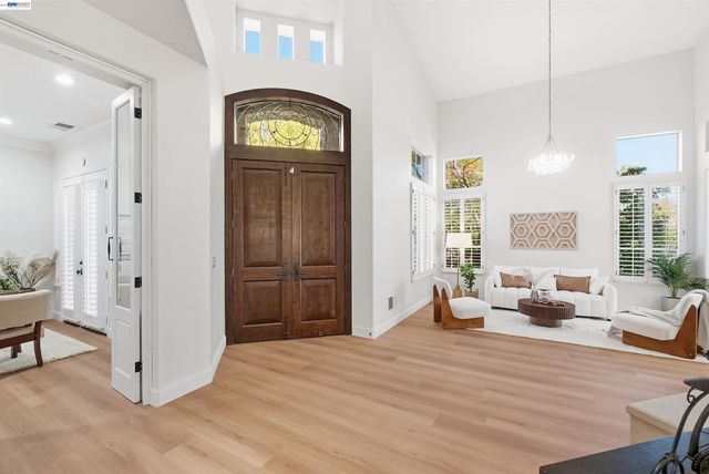 5226 Pisa Ct, San Jose, CA 95138