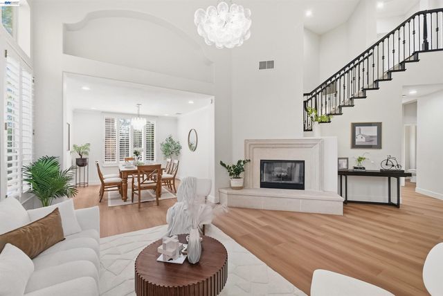 5226 Pisa Ct, San Jose, CA 95138