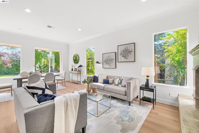 5226 Pisa Ct, San Jose, CA 95138