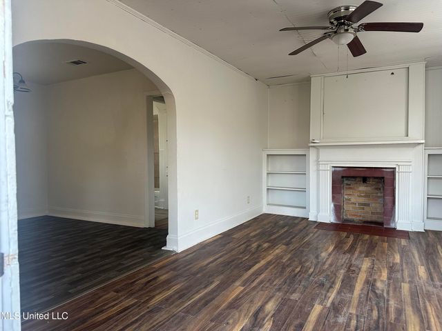 4413 Dixie Drive, Jackson, MS 39209