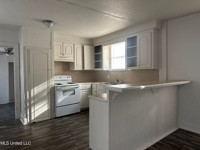 4413 Dixie Drive, Jackson, MS 39209