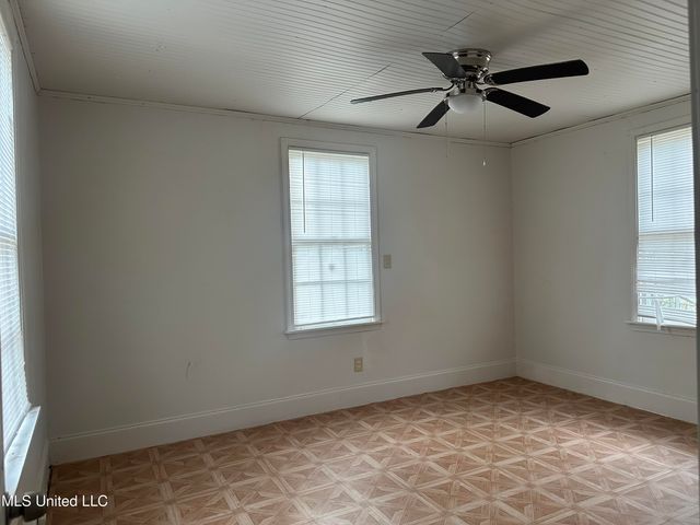 4413 Dixie Drive, Jackson, MS 39209