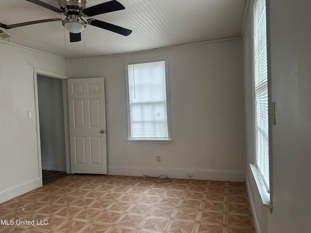 4413 Dixie Drive, Jackson, MS 39209