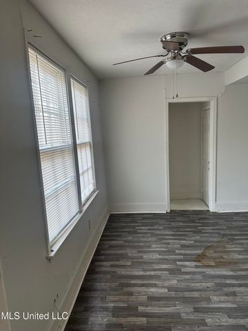 4413 Dixie Drive, Jackson, MS 39209