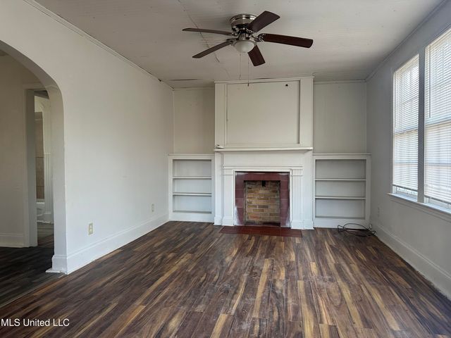 4413 Dixie Drive, Jackson, MS 39209