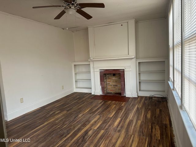 4413 Dixie Drive, Jackson, MS 39209