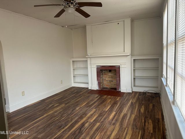 4413 Dixie Drive, Jackson, MS 39209