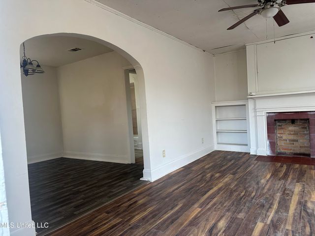 4413 Dixie Drive, Jackson, MS 39209