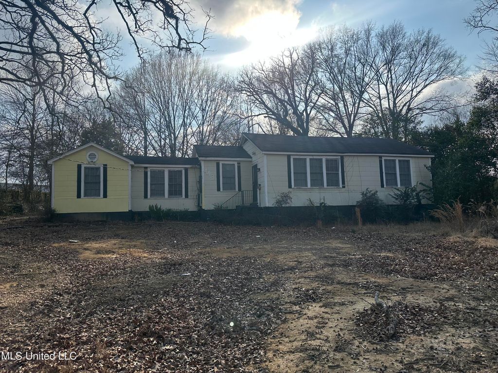 4413 Dixie Drive, Jackson, MS 39209