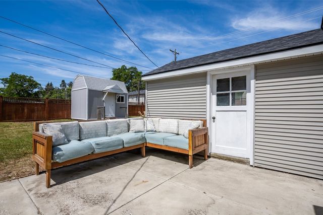 306 W 3rd St, Cheney, WA 99004