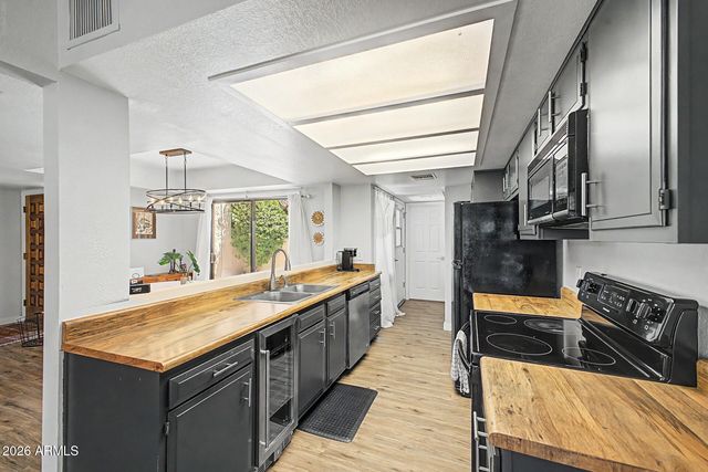 4525 N 66TH Street 102, Scottsdale, AZ 85251