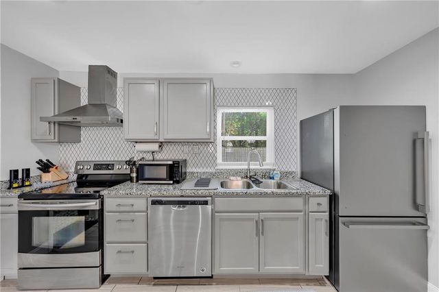 523 Helveston Street, Mobile, AL 36617