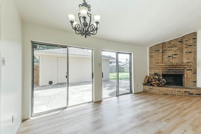 25414 Cottage Hill Lane, Spring, TX 77373