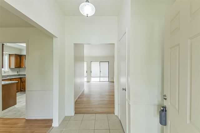 25414 Cottage Hill Lane, Spring, TX 77373