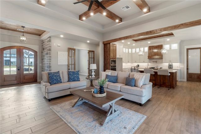 7823 Luke Ct, Bryan, TX 77808