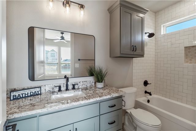 7823 Luke Ct, Bryan, TX 77808