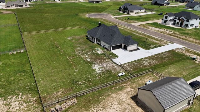 7823 Luke Ct, Bryan, TX 77808