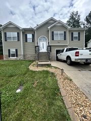 1367 Constitution Dr, Clarksville, TN 37042