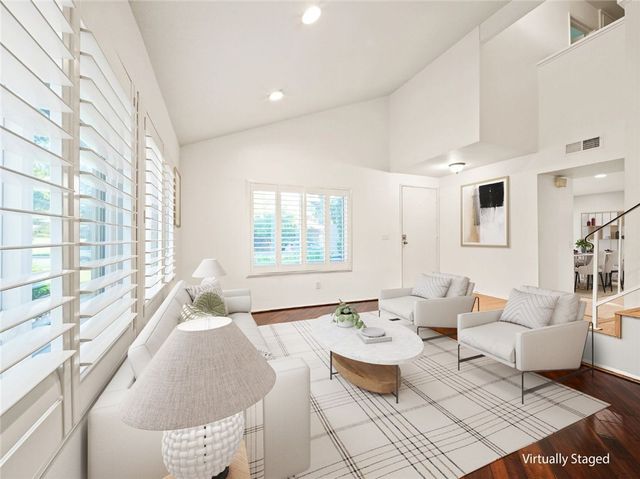 27564 Rondell, Agoura Hills, CA 91301