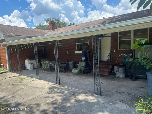 5530 HYDE GROVE Avenue, Jacksonville, FL 32210