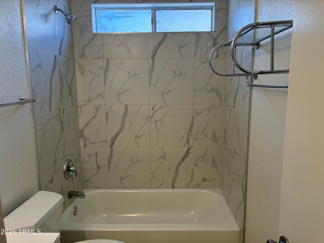 10820 W WAGON WHEEL Drive, Glendale, AZ 85307