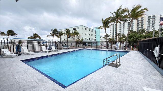 321 Wilson Street A105, Hollywood, FL 33019