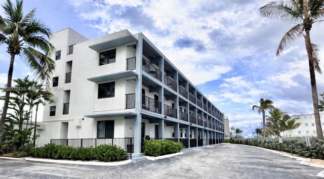 321 Wilson Street A105, Hollywood, FL 33019
