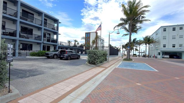 321 Wilson Street A105, Hollywood, FL 33019