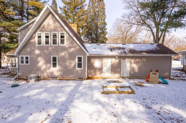 3675 E 32nd Court, Hobart, IN 46342