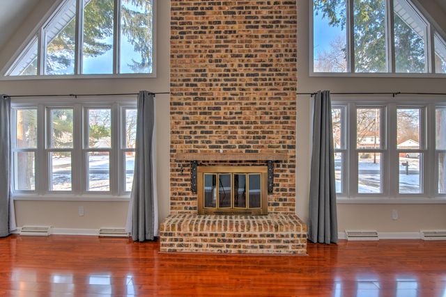 3675 E 32nd Court, Hobart, IN 46342