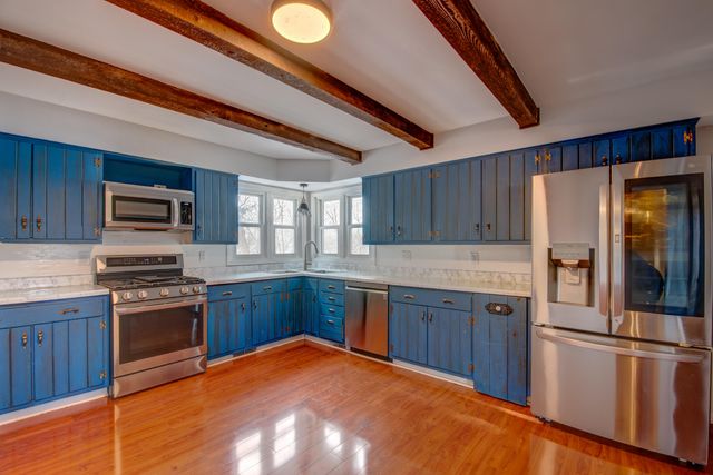 3675 E 32nd Court, Hobart, IN 46342