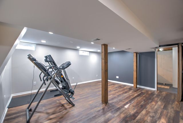 3675 E 32nd Court, Hobart, IN 46342