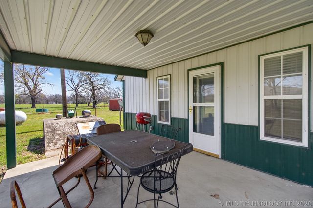 2709 S 34th Road, Locust Grove, OK 74352