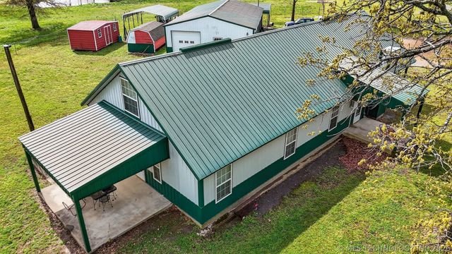 2709 S 34th Road, Locust Grove, OK 74352